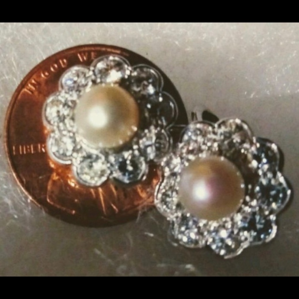 1900’s vintage earring